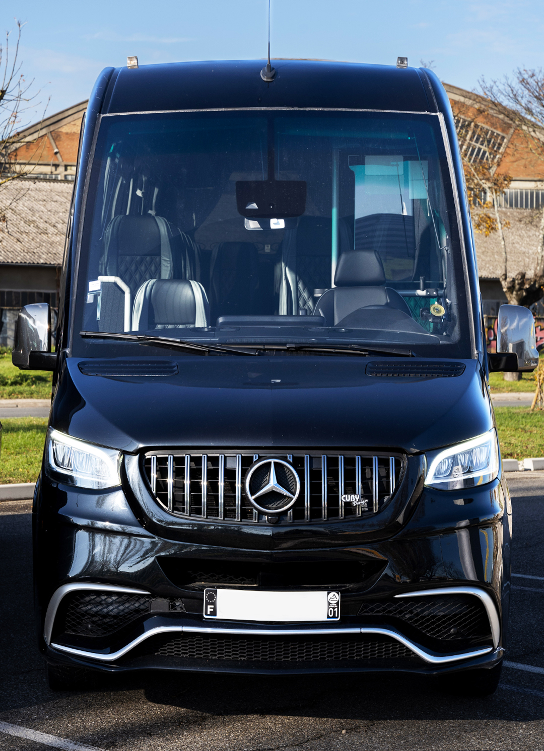 location-car-chauffeur-courchevel Location voiture, minivan, minibus, bus, et car avec chauffeur privé à Courchevel